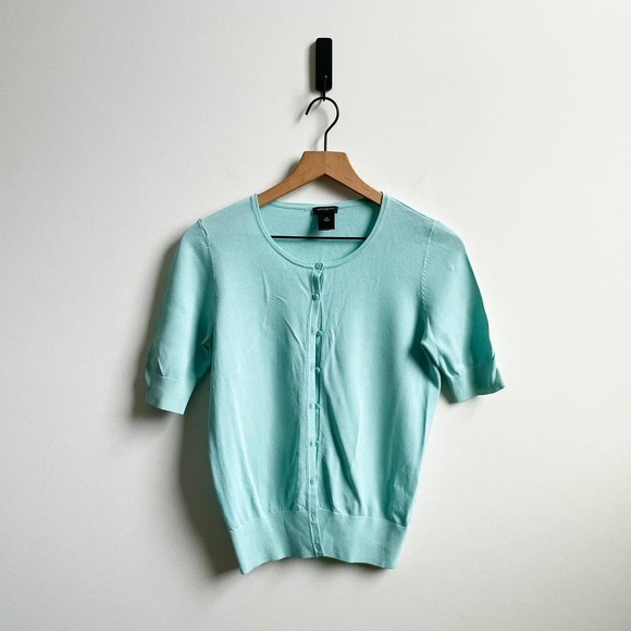 Sheer ann taylor and stretchy - Picture 2 of 3